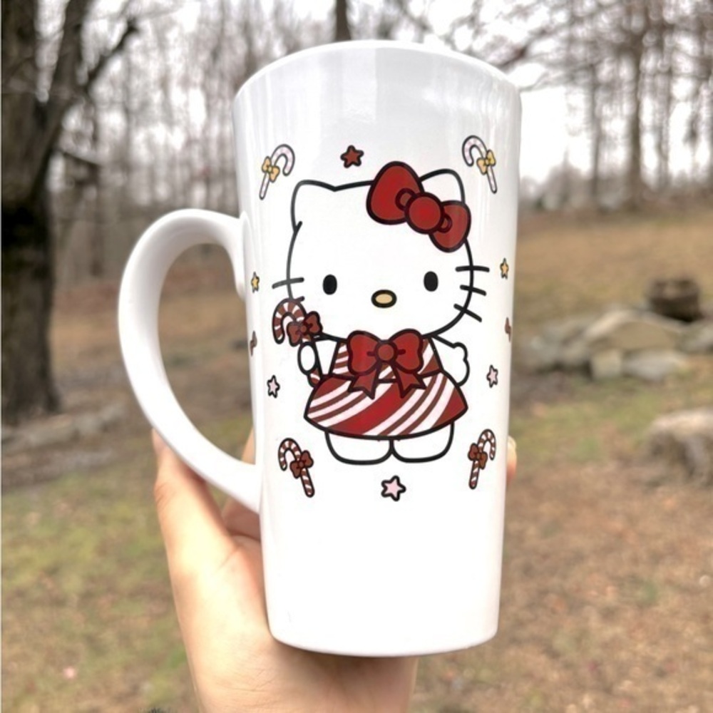 Hello Kitty : White Christmas Latte Mug ✨ NWT